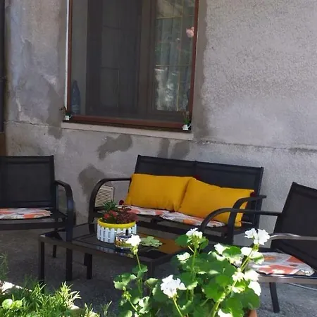 Διαμέρισμα Poison *